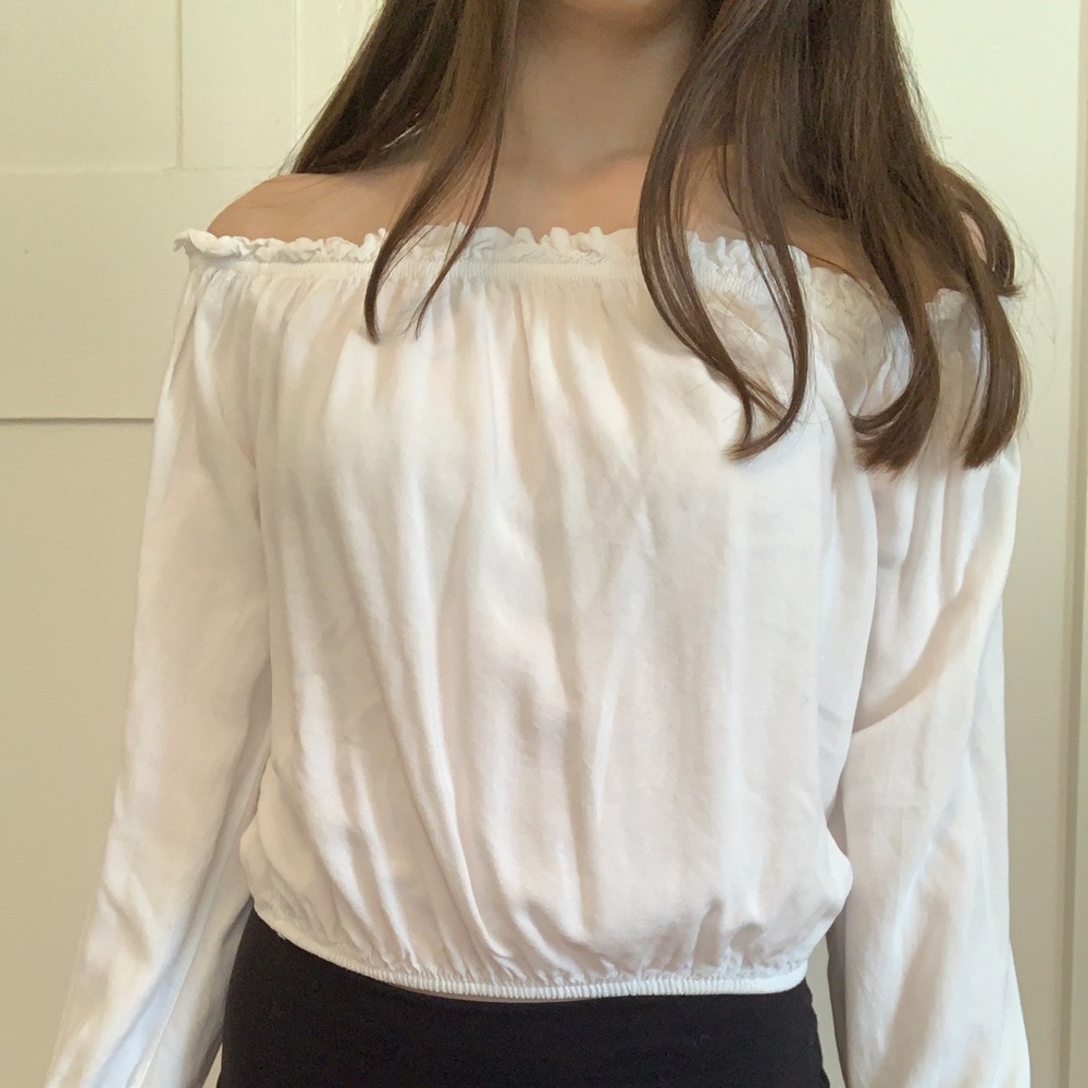 White off the shoulder too